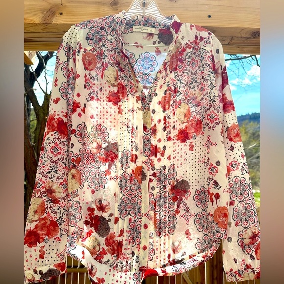 Abercrombie & Fitch 🌸🌺 BEAUTIFUL Floral Top Blouse Sheer size Large - Picture 2 of 12